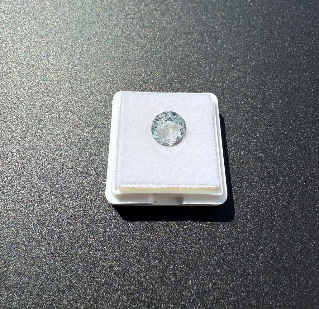 Natural Aquamarine Round Cut